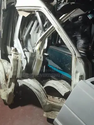 Toyota shell model Hiace LH 51/ 61 /71 Doors ( දොරවල් )