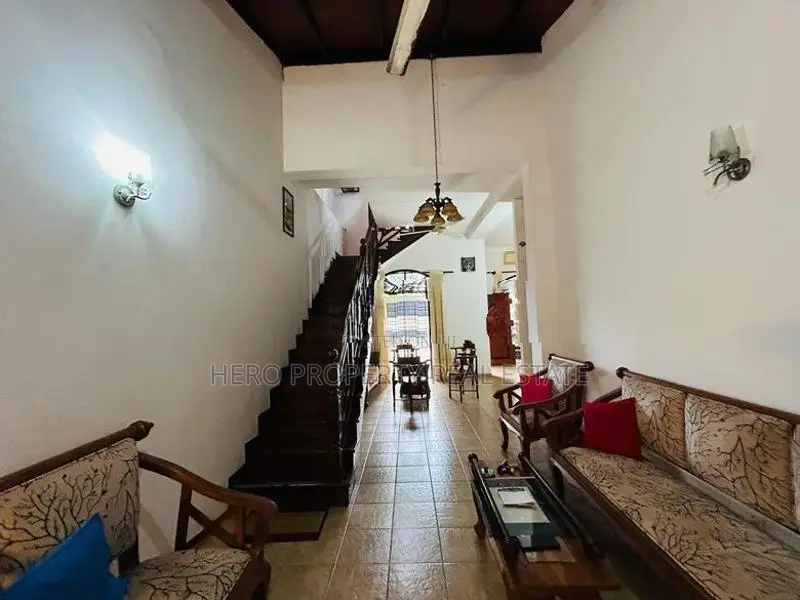 Modern House for Sale in Thalawathugoda