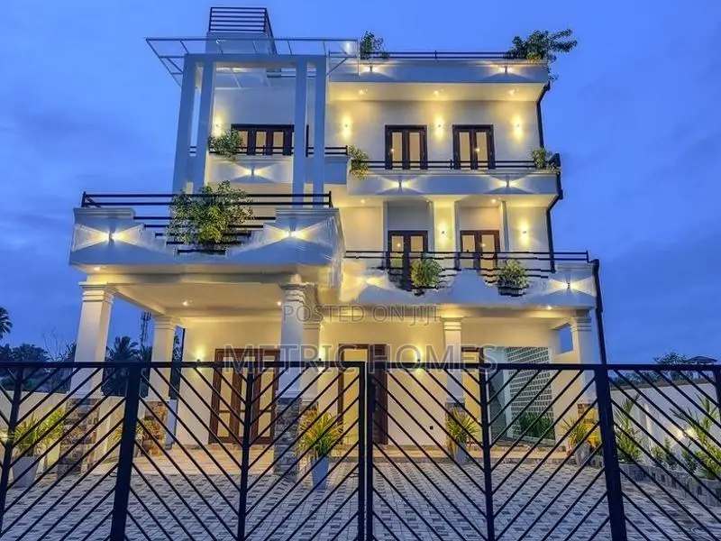 8 Rooms Luxury 3 Stored House Sale Negombo Kadirana