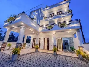 8 Rooms Luxury 3 Stored House Sale Negombo Kadirana