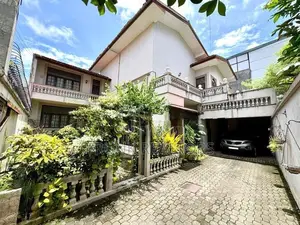 Colombo 04 04BR Luxury House For Sale (NK107638)