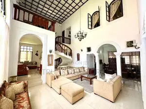 Colombo 04 04BR Luxury House For Sale (NK107638)