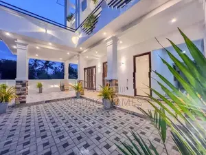 8 Rooms Luxury 3 Stored House Sale Negombo Kadirana