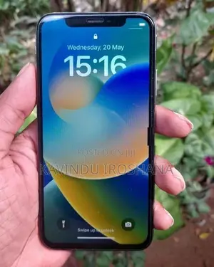 Apple iPhone X (Used)