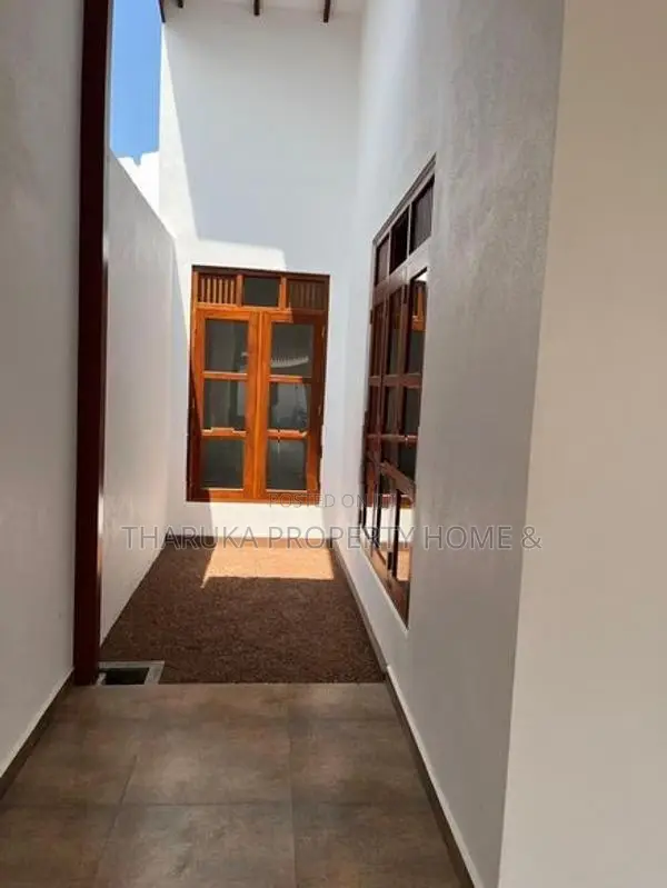 Brand New House for Sale Kesbawa
