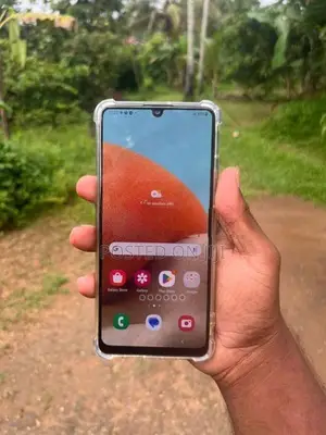 Samsung Galaxy A32 128GB (Used)