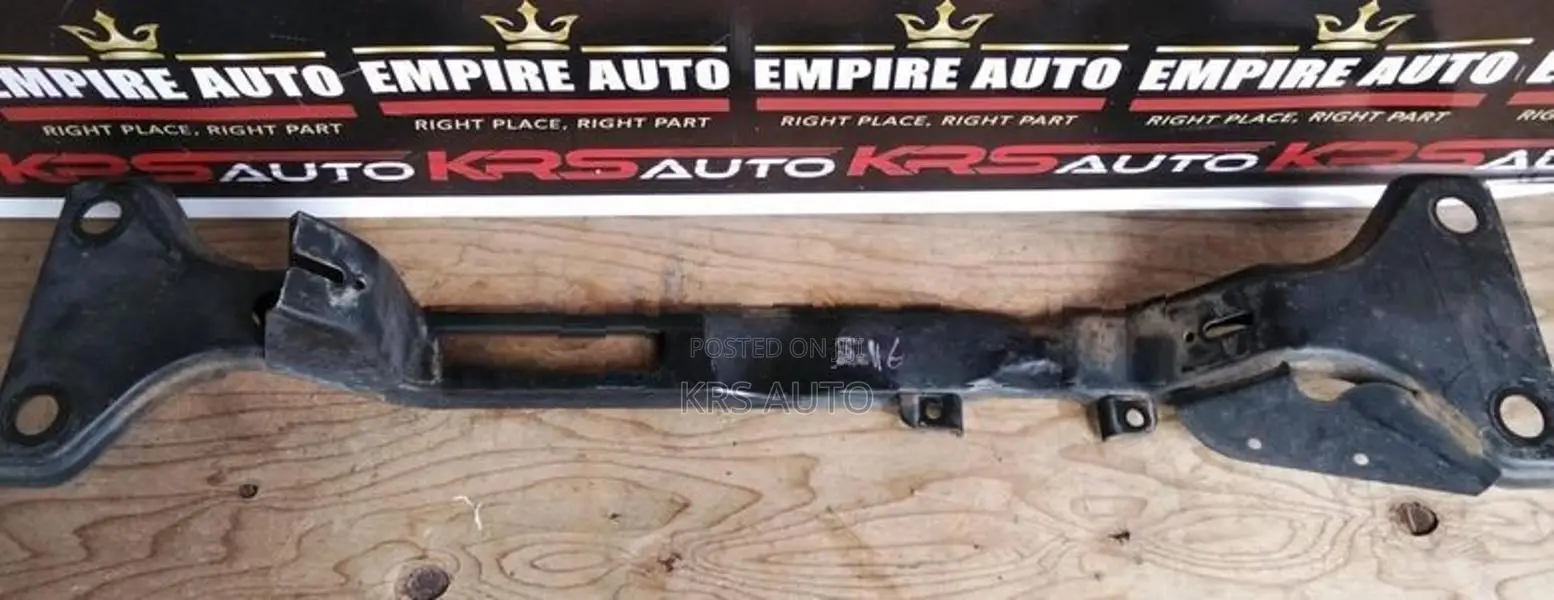 Suzuki Every DA 64 Engine Cross Bar