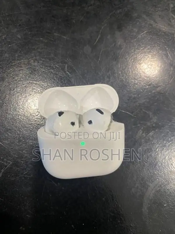 Apple AirPods 4