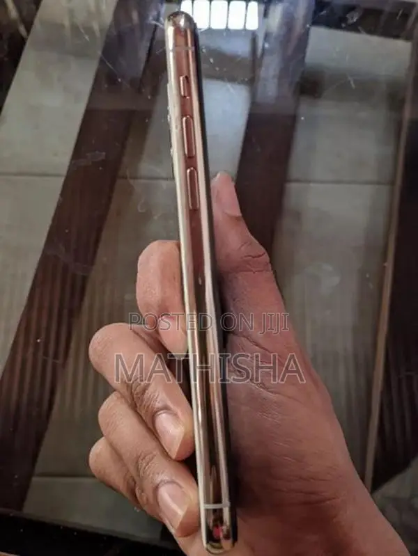 Apple iPhone 11 Pro (Used)