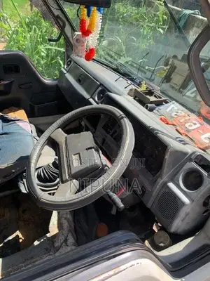 Toyota Hiace Cabin