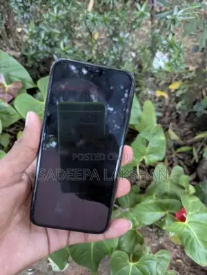 Apple iPhone XS (Used)