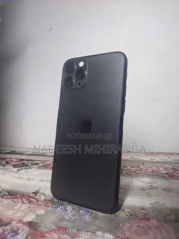Apple iPhone 11 Pro (Used)