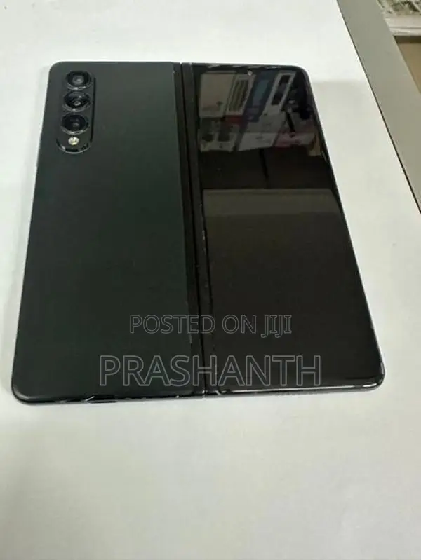 Samsung Galaxy Z Fold3 Fold 5G (Used)
