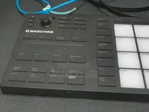 NI Maschine Mikro MK3