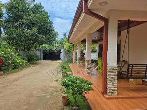 கோண்டாவில் பிரமாண்ட புதிய வீடு விற்பனைக்கு