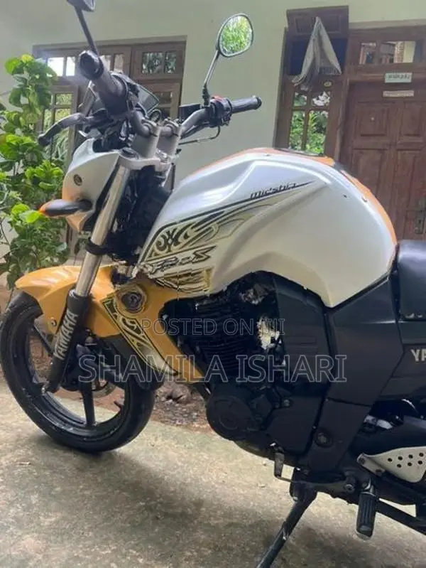 Yamaha FZS V1 2014