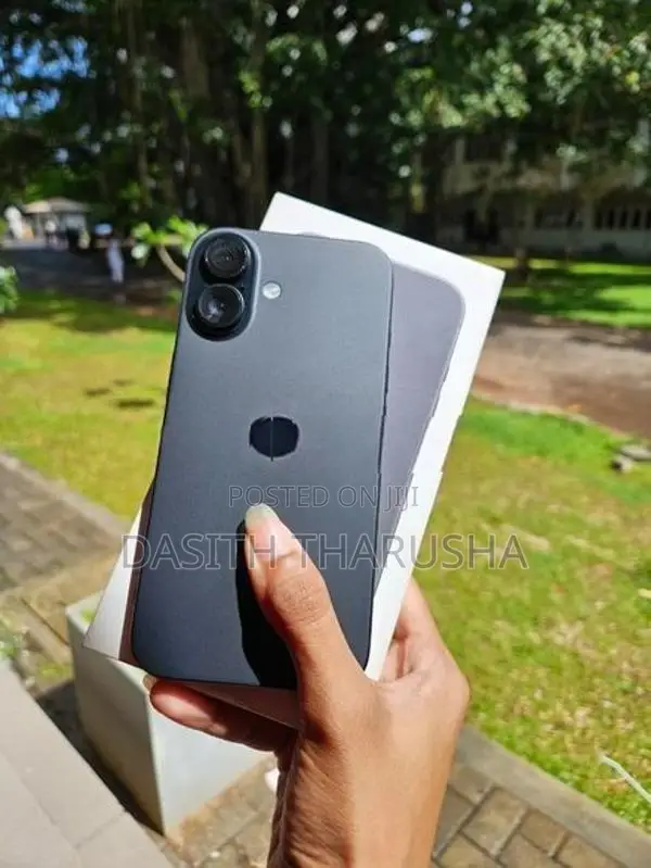 Apple iPhone 16 (Used)
