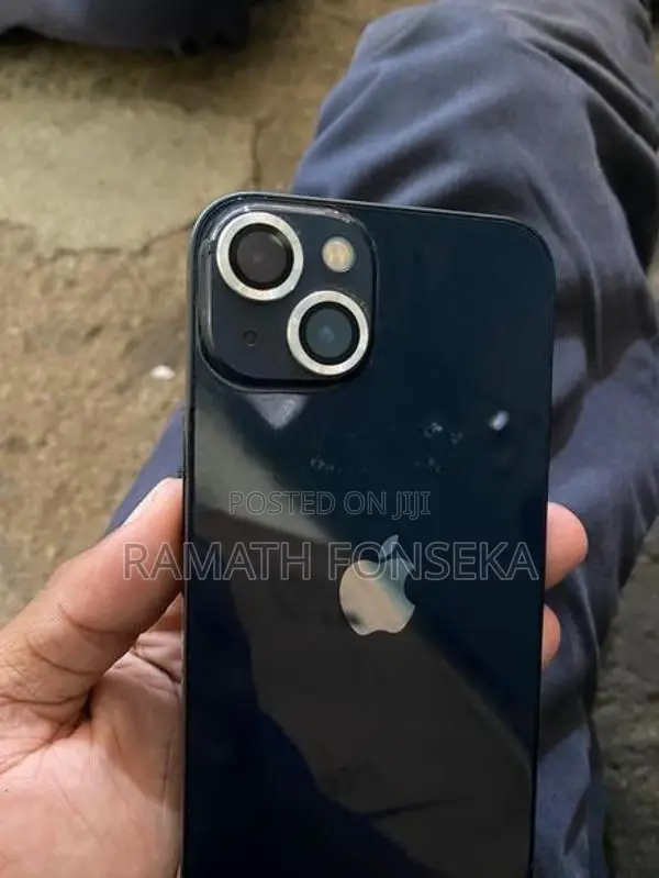 Apple iPhone 13 (Used)
