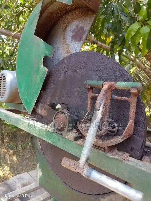 Chips Cutting Machine