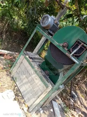 Chips Cutting Machine