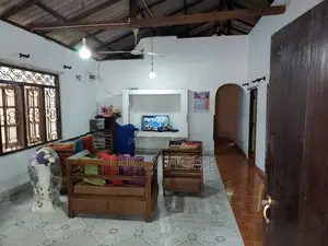 මිනුවන්ගොඩ පර්චස් 15ක ඉඩම සමඟ නිවස විකිනීමට