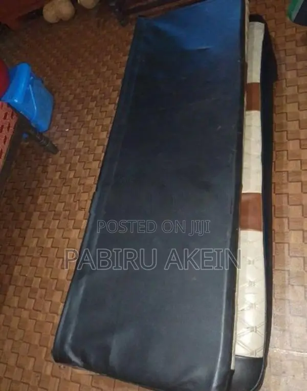 Vehicle Cushion Seat