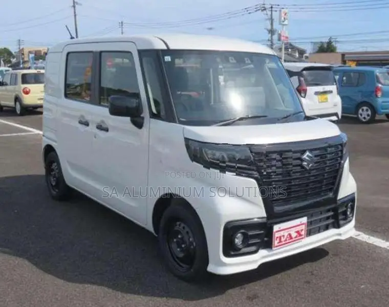 Suzuki Spacia Base GF 2024