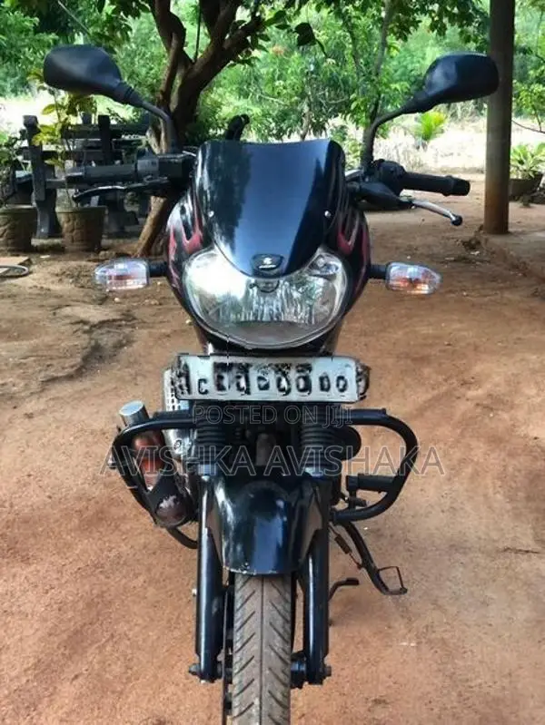 Bajaj Discover 2018