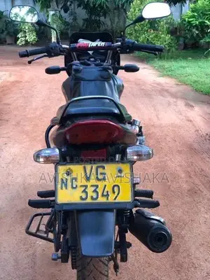 Bajaj Discover 2018