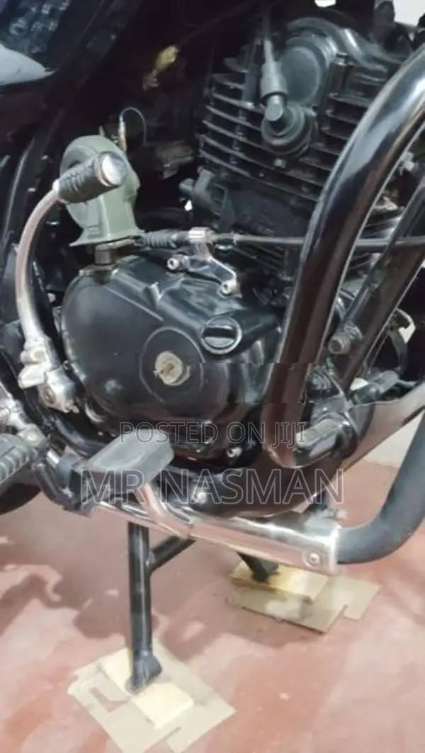 Bajaj Pulsar 135 2010