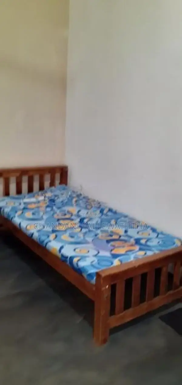 Room for Rent (Girls) පොලොන්නරුව