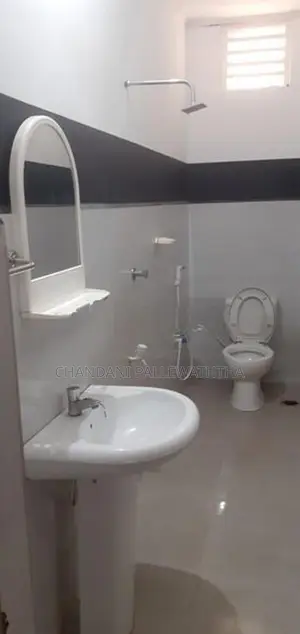 Room for Rent (Girls) පොලොන්නරුව