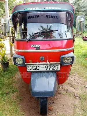 Piaggio Ape 2000