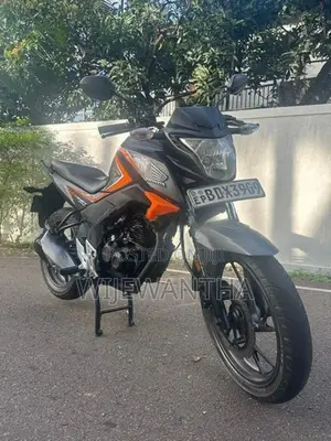 Honda Hornet 2016