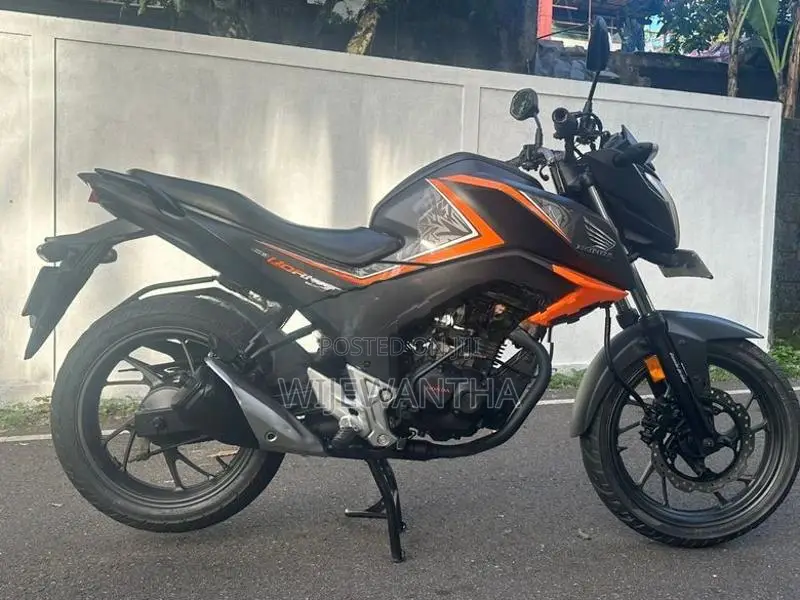 Honda Hornet 2016