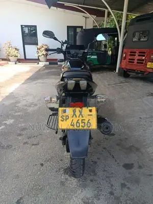Bajaj Pulsar 150 2015