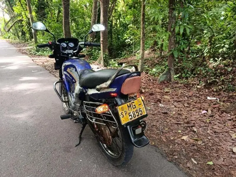TVS Victor 2005