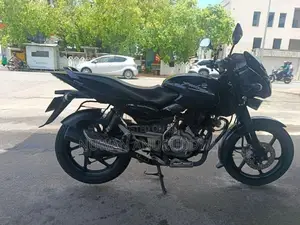 Bajaj Pulsar 150 2015