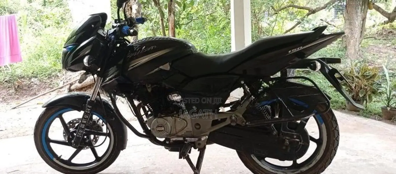 Bajaj Pulsar 150 2015