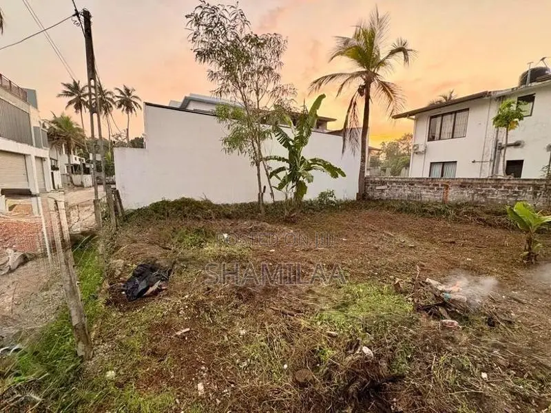 Land for Sale at Katubedda, Rawathawattha