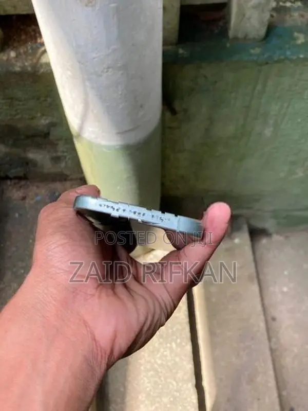 Apple iPhone 15 (Used)