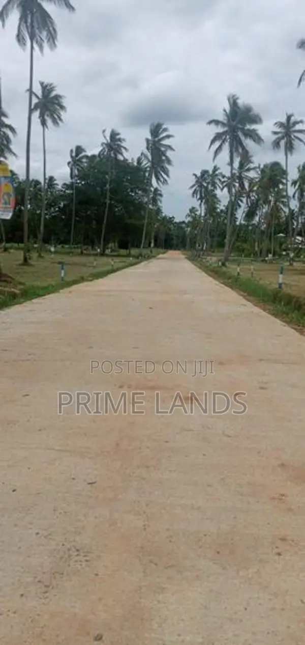 වාරියපොල නගරයෙන්ම නේවාසික කලාපයෙන් අගනා ඉඩමක්