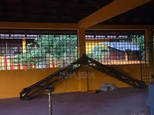 இரும்பு கூரை கேடர்