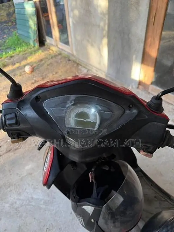 TVS Wego 110 2016