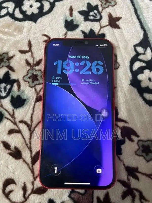 Apple iPhone 12 (Used)