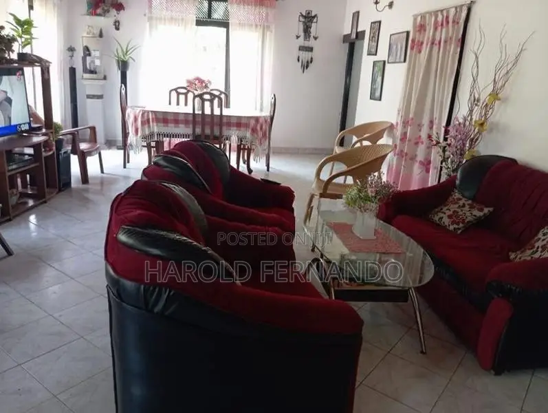 Specious House for Sale in Panadura