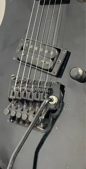 Yamaha RGX 610R Guitar with Amp