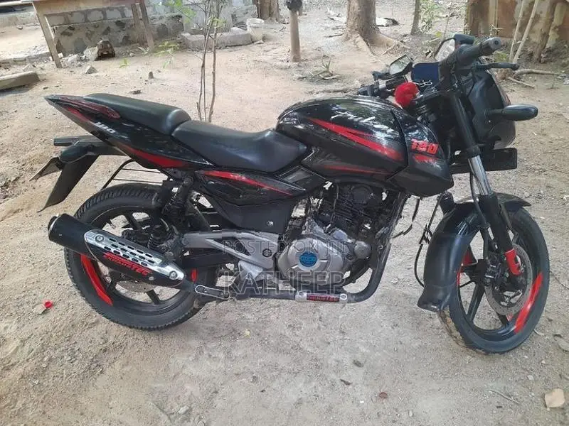 Bajaj Pulsar 180 cc 2018