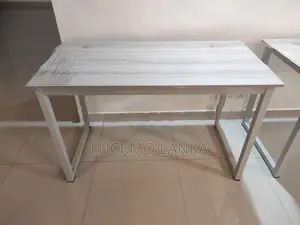 New 4x2 Size Computer Table (Iii12)