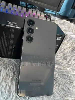 Samsung Galaxy S24 FE (Used)